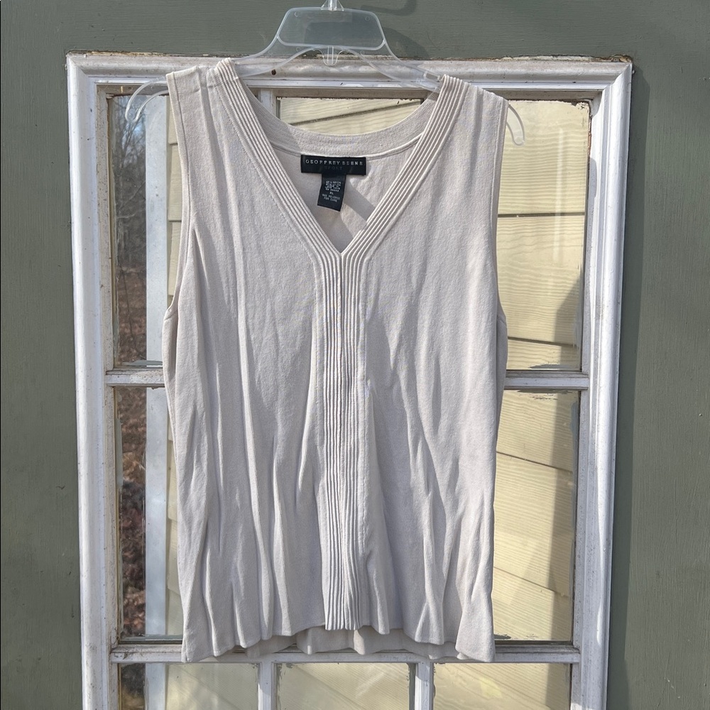 Women's Size XL "Geoffrey Beene" Cream Ribbed Sleeveless Tank Top Sweater Like
